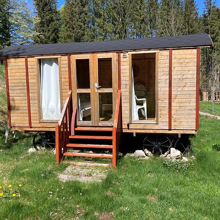 Camping-Chalets La Faviere Lac des Rouges Truites Exterior foto