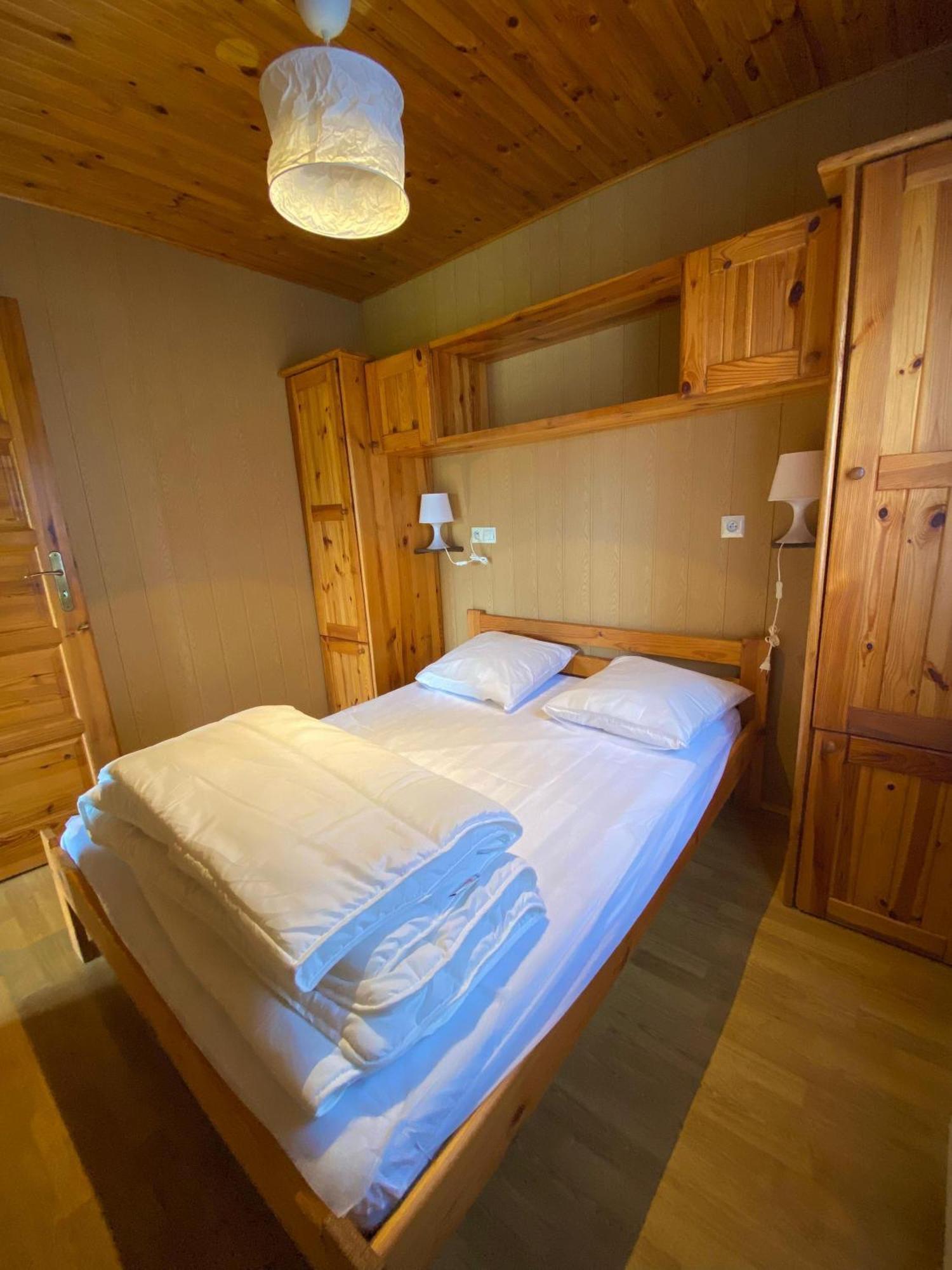 Camping-Chalets La Faviere Lac des Rouges Truites Exterior foto